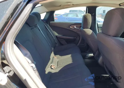 2015 Chrysler 200 Limited z USA, uszkodzony, nr VIN 1C3CCCAB1FN679282